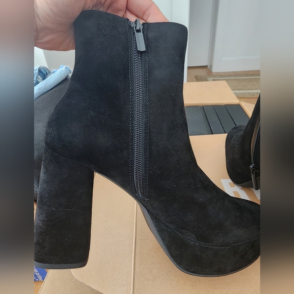 NIB suede platform boots. - Picture 3 of 8